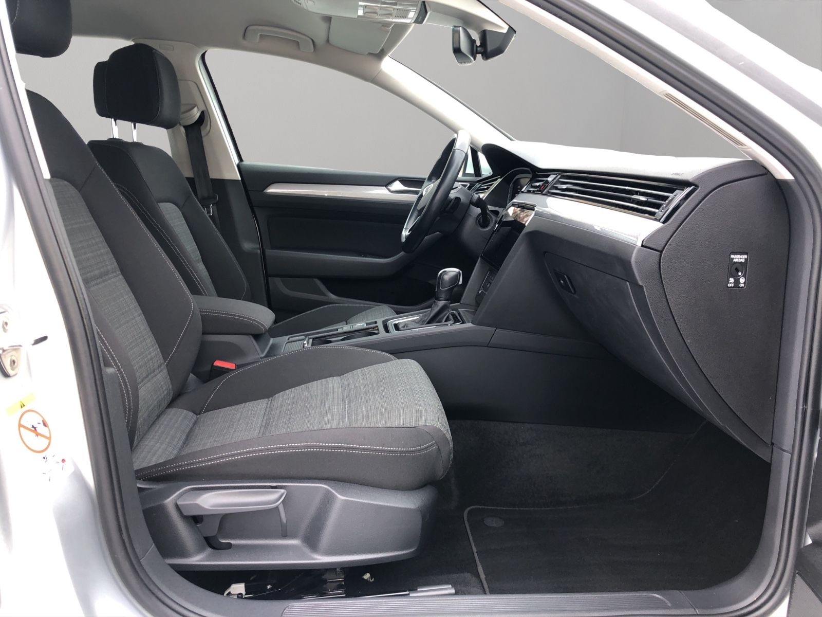 Volkswagen Passat Variant Business Standheizung AHK Kamera foto 15