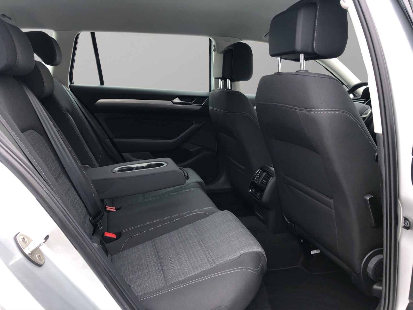 Volkswagen Passat Variant Business Standheizung AHK Kamera foto 16