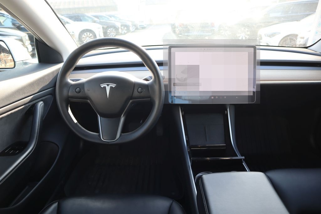 Tesla Model 3 Langstreckenbatt. Allradantrieb Dual Mot foto 16
