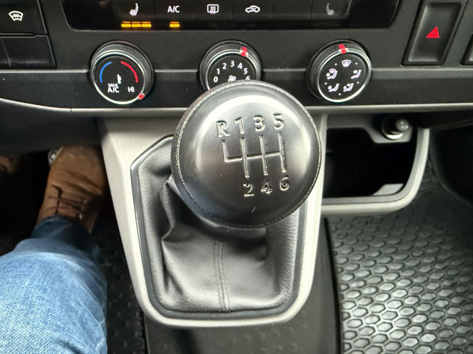 Volkswagen T6 Transporter-AHK- foto 21