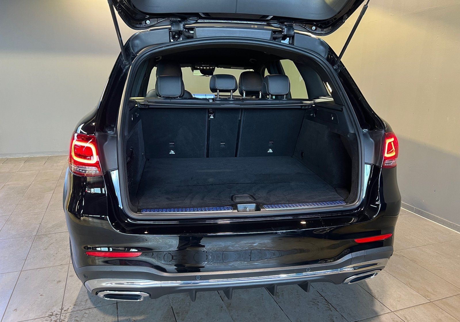 Mercedes-Benz GLC 300 4M AMG Sound/Totw/MBUX/360°/ele.Heck/20" foto 3