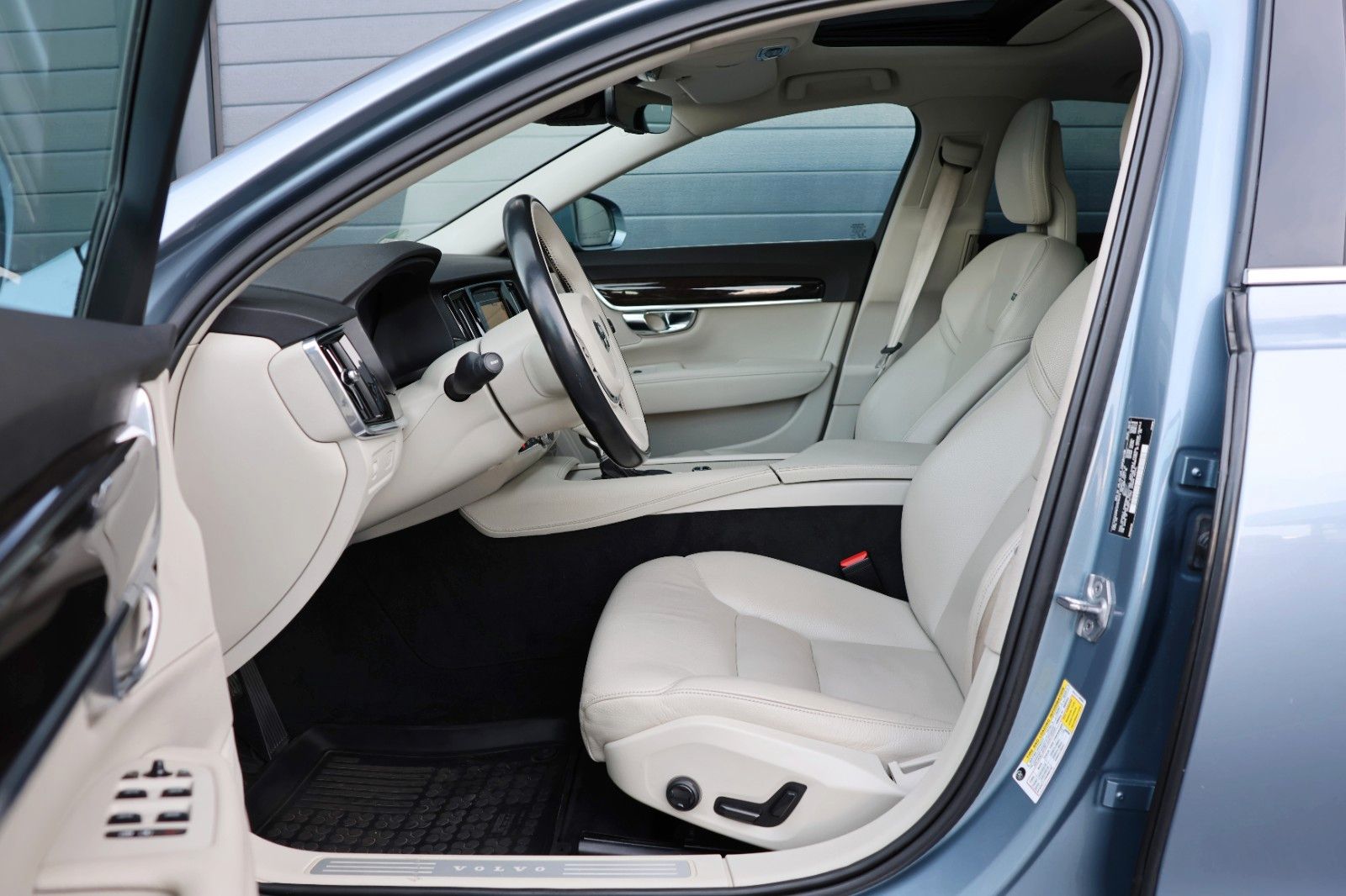 Volvo S90 T6 AWD 320PS/Pilot Assist/360°/FullLED/4xSHZ foto 17