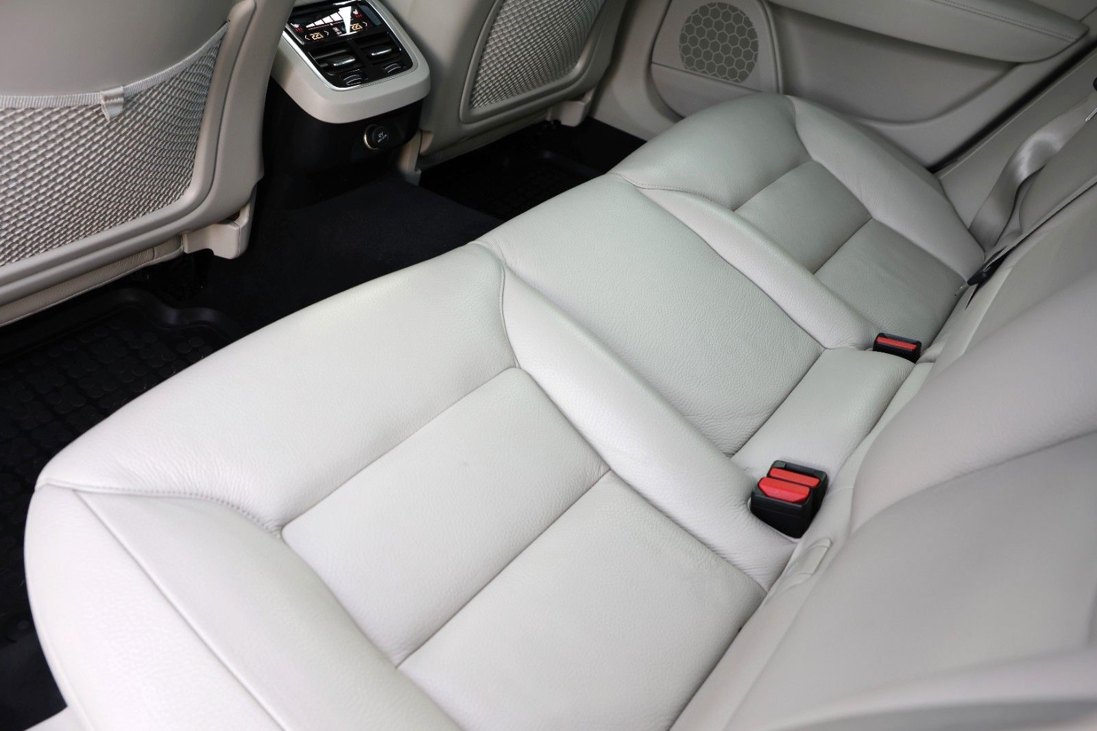 Volvo S90 T6 AWD 320PS/Pilot Assist/360°/FullLED/4xSHZ foto 23