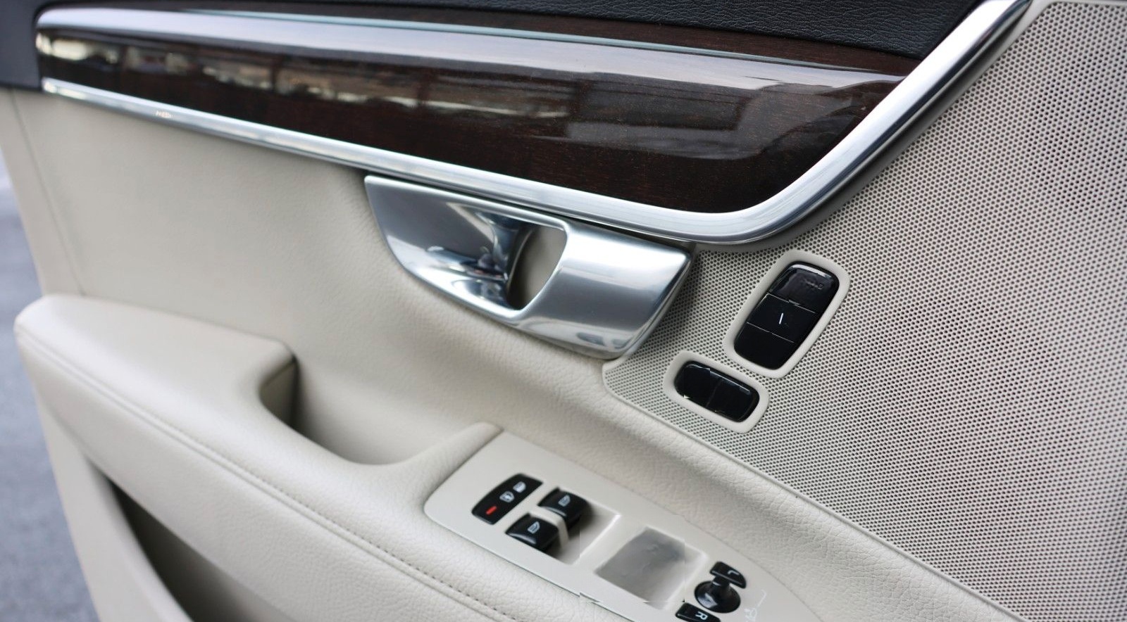 Volvo S90 T6 AWD 320PS/Pilot Assist/360°/FullLED/4xSHZ foto 24