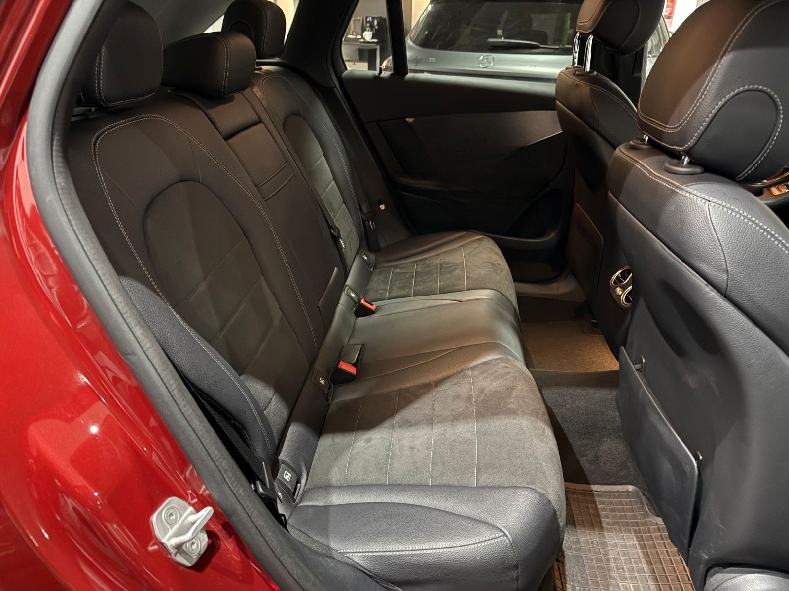 Mercedes-Benz GLC 220d 4Matic AMG-Line *AHK*ACC*HUD*360°LED* foto 24