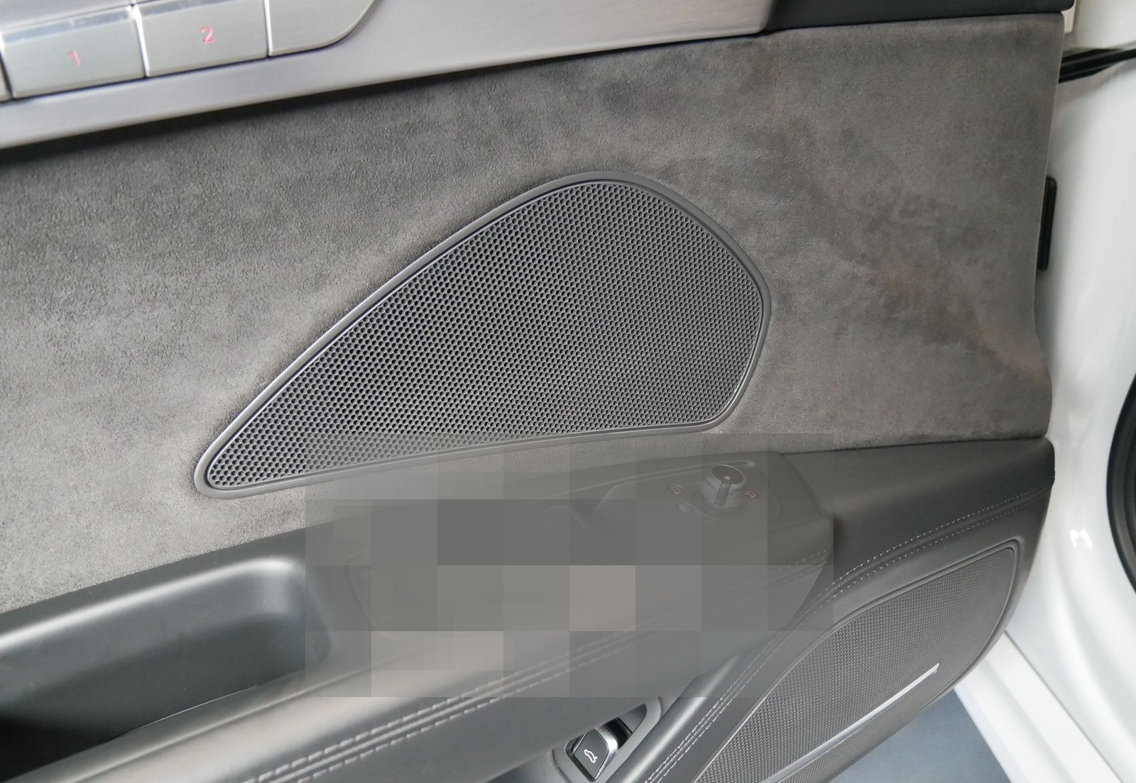 Audi S8 Plus quattro HUD Pano Bose MMI Touch Keramik foto 13