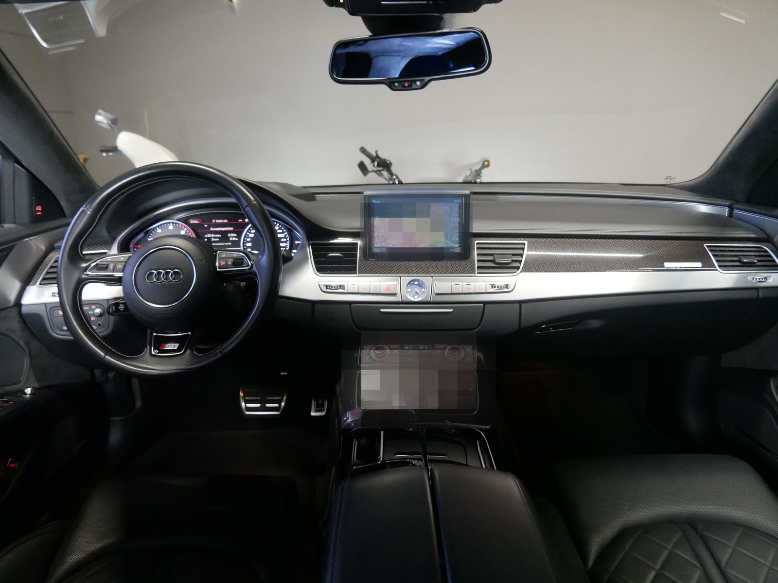 Audi S8 Plus quattro HUD Pano Bose MMI Touch Keramik foto 18