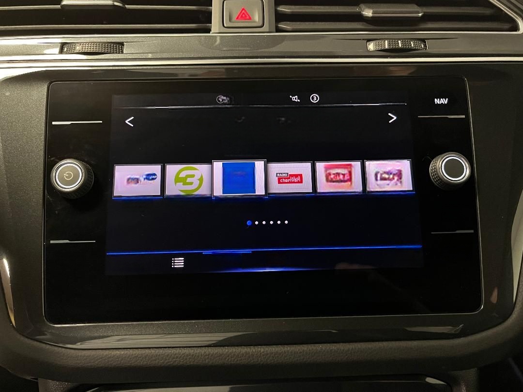 Volkswagen Tiguan R 2.0 TSI DSG 4mot. "Black Style"... foto 10