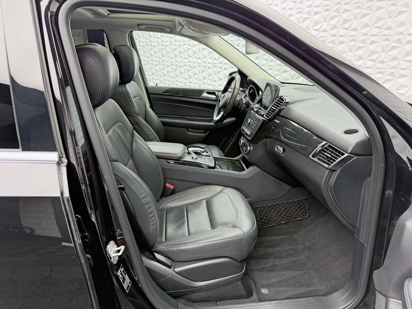 Mercedes-Benz GLE 350d AMG/AIRMATIC/STDHZG/DISTRO/H&K/PANO/AHK foto 9