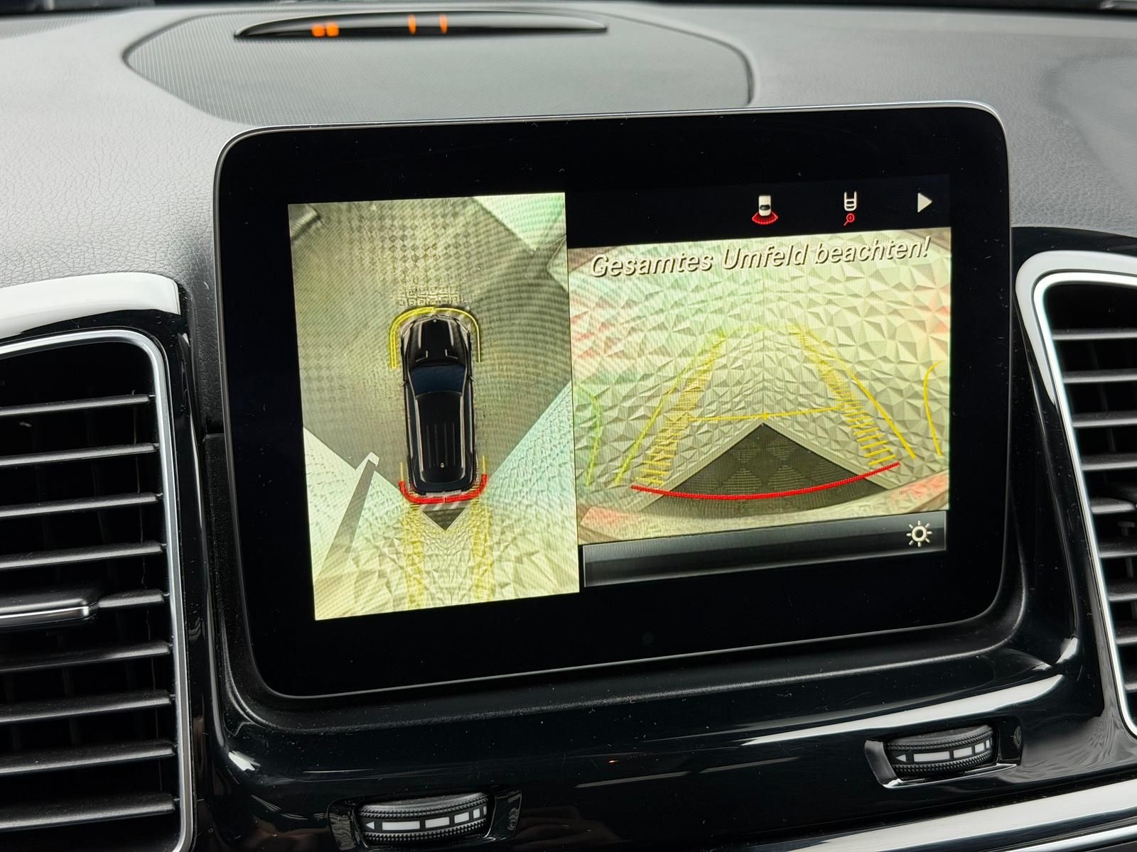 Mercedes-Benz GLE 350d AMG/AIRMATIC/STDHZG/DISTRO/H&K/PANO/AHK foto 10