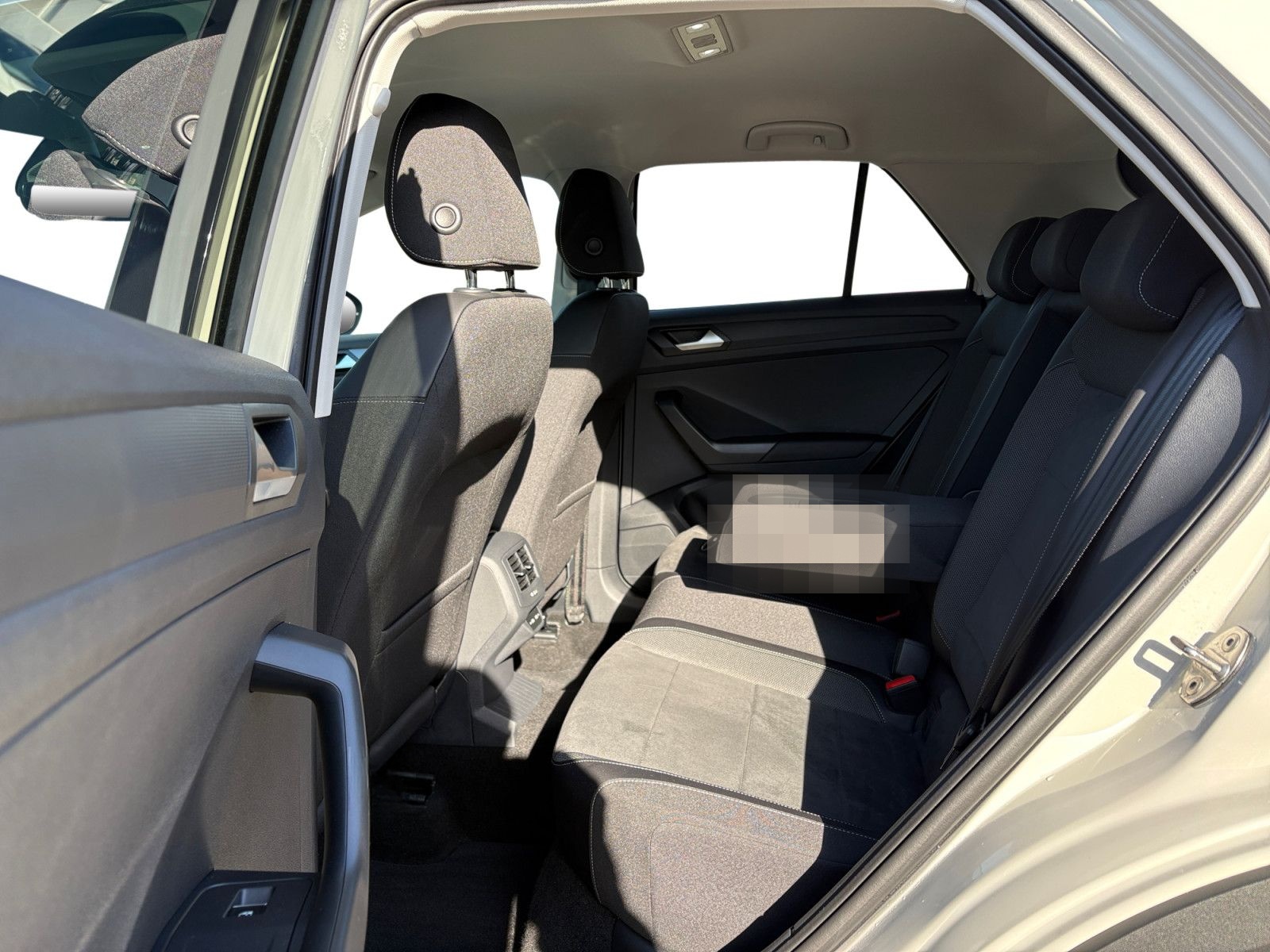 Volkswagen T-Roc 1,0TSI Style LED ACC KAM EHECK SITZHZ PARK foto 11