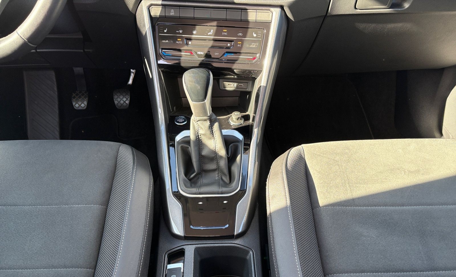 Volkswagen T-Roc 1,0TSI Style LED ACC KAM EHECK SITZHZ PARK foto 8