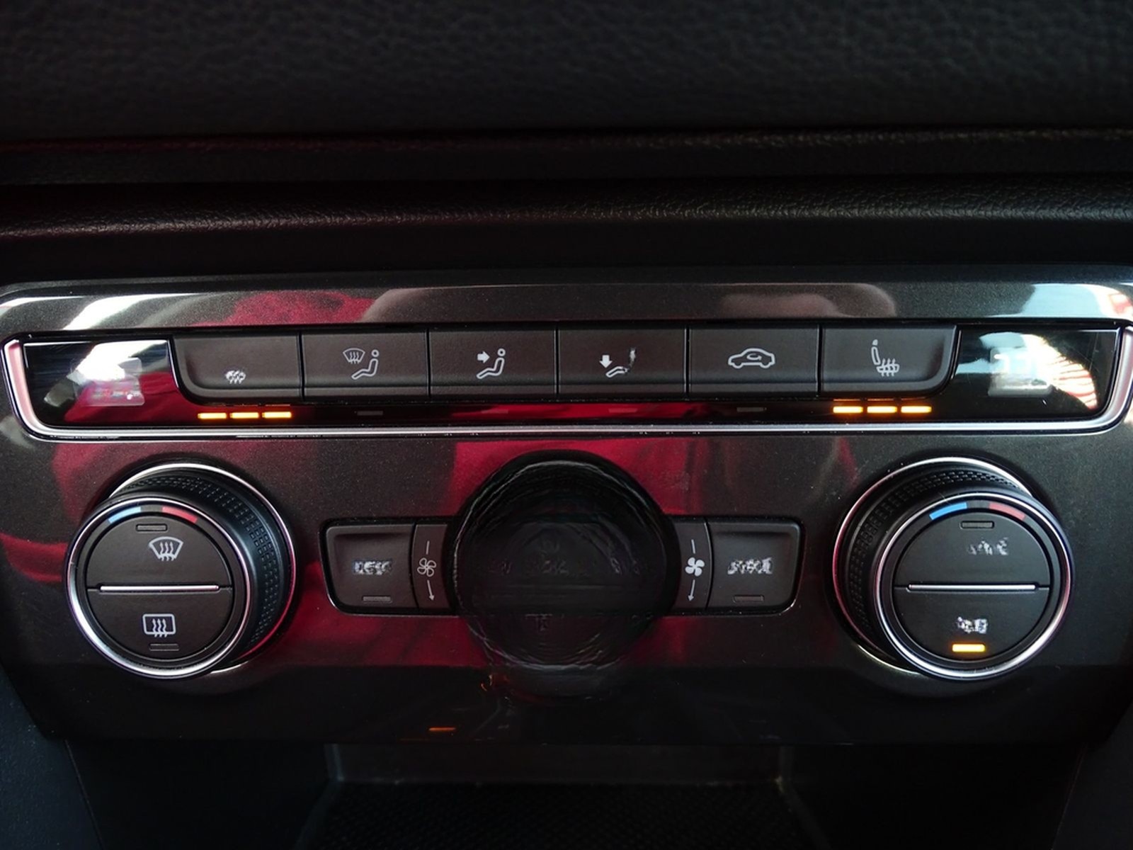 Volkswagen Tiguan 1.5 TSI Join DSG LED Navi ACC Kamera AHK foto 14
