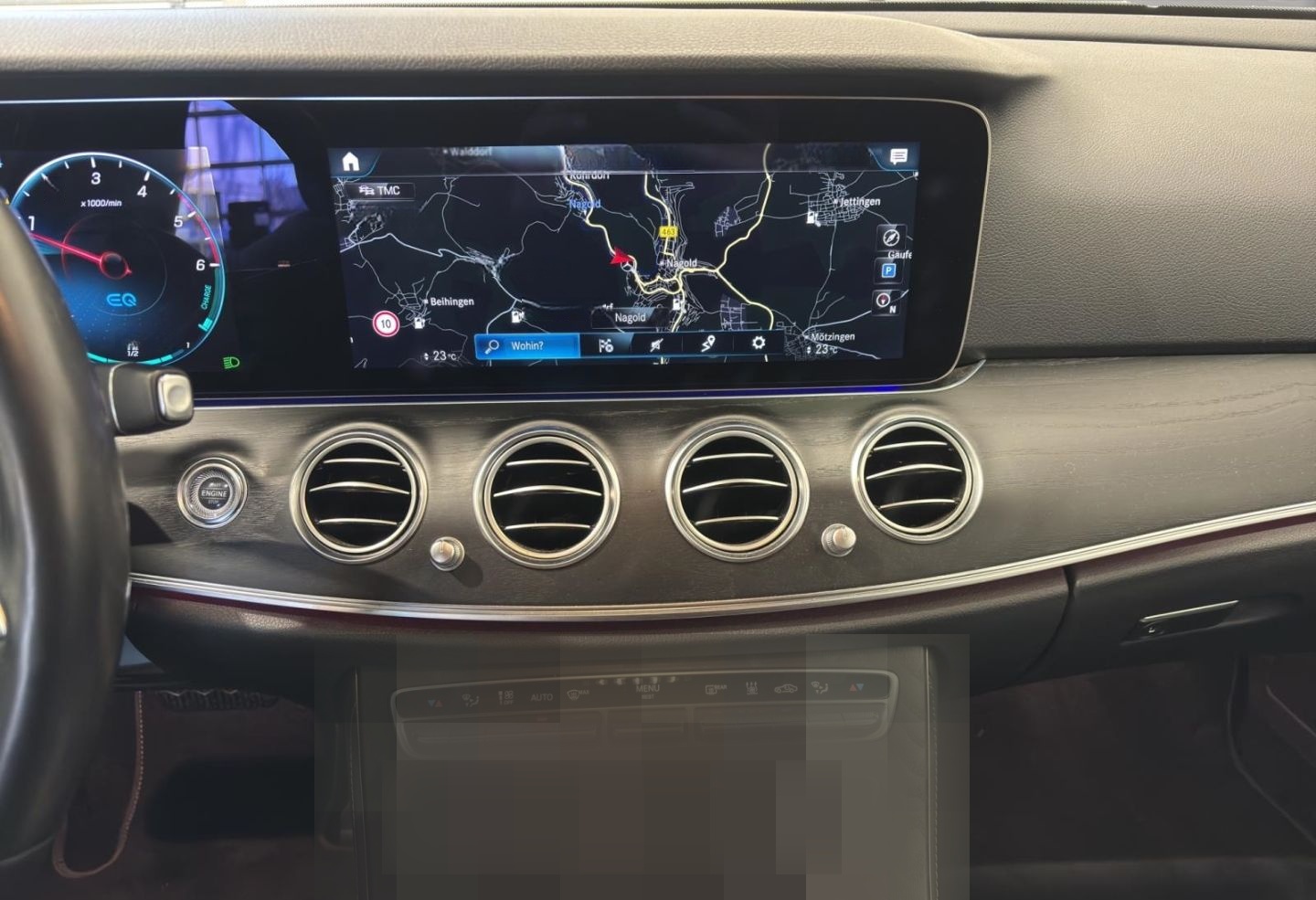 Mercedes-Benz E 300 de 4M T AVANTGARDE BUS+NIGHT+HUD+DIST+360° foto 9