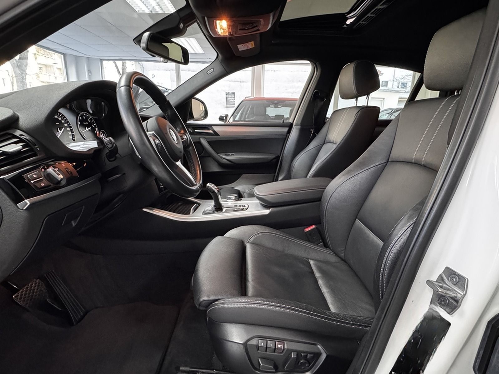 BMW X4 M40 i HUD RFK KEYL. GLASDACH SCHECKHEFT foto 10