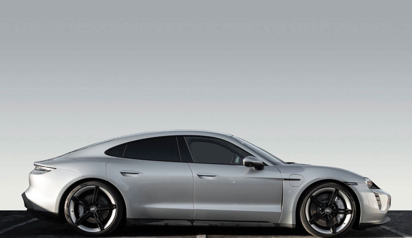 Porsche Taycan 4S Sport Chrono Paket 21-Zoll PSCB foto 2