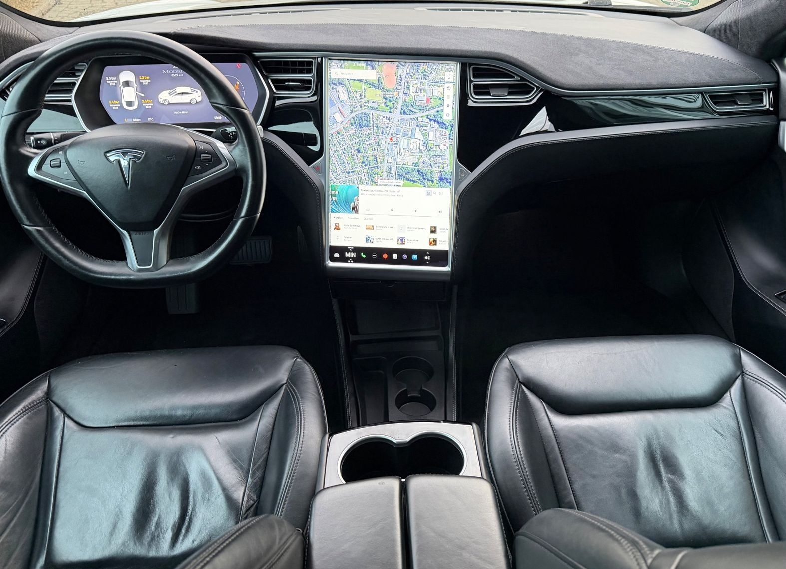 Tesla Model S 85D Performance foto 8