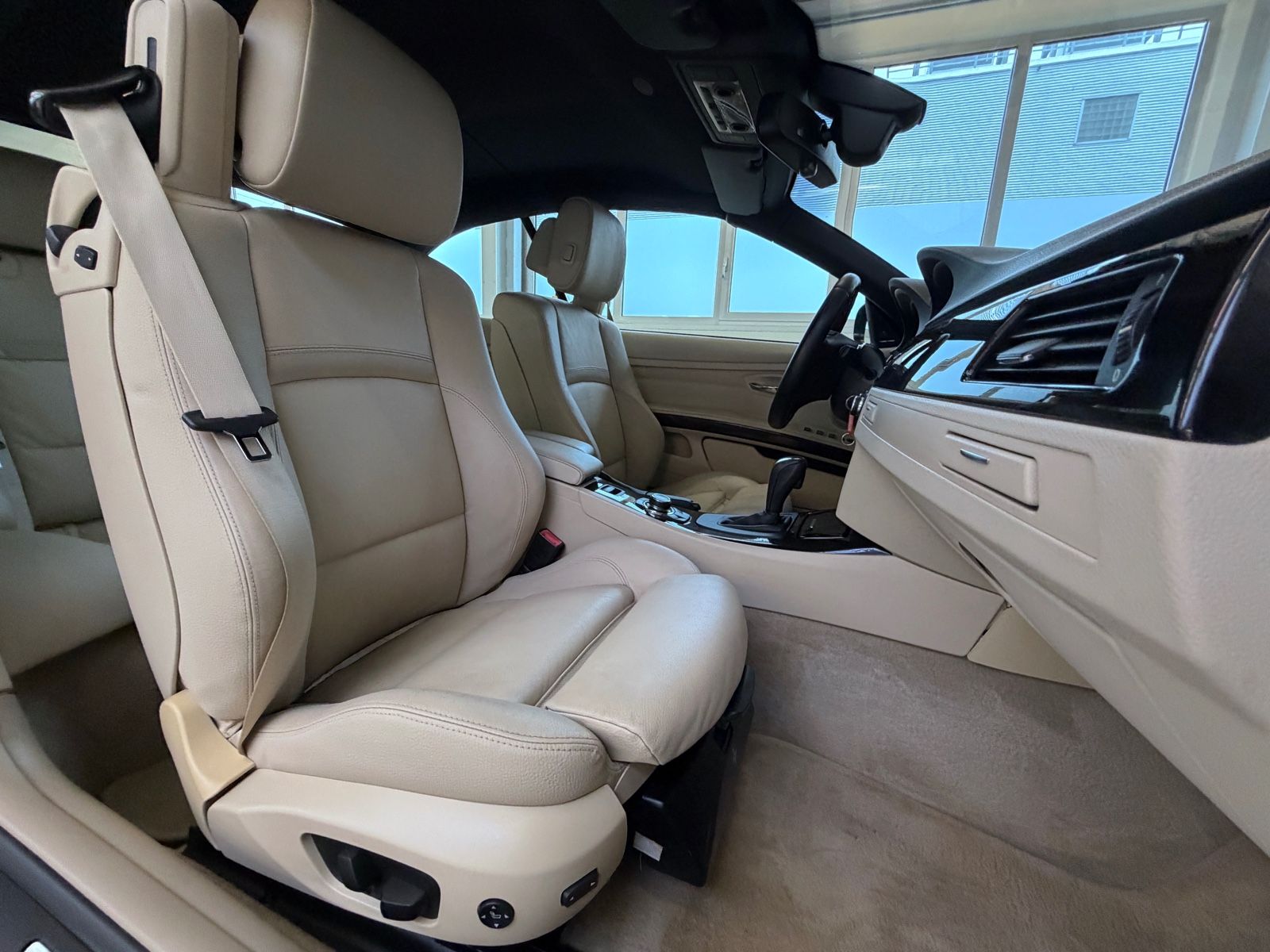 BMW 330d Cabrio*M-Paket*Bi-Xenon*Navi*Har/Ka*Leder* foto 32
