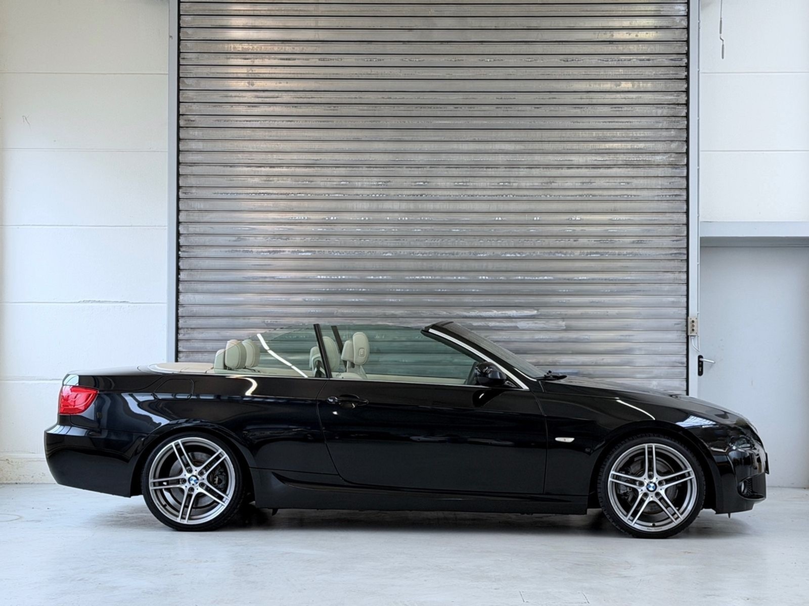 BMW 330d Cabrio*M-Paket*Bi-Xenon*Navi*Har/Ka*Leder* foto 38