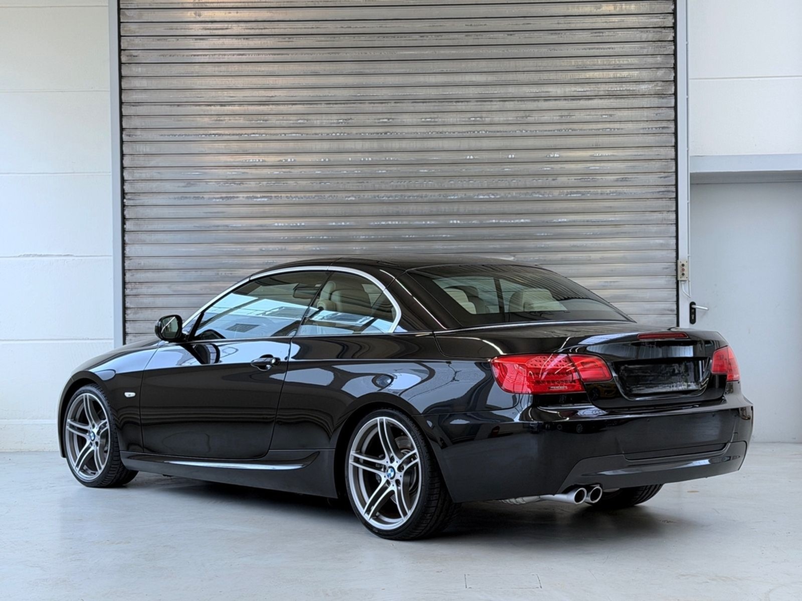 BMW 330d Cabrio*M-Paket*Bi-Xenon*Navi*Har/Ka*Leder* foto 8