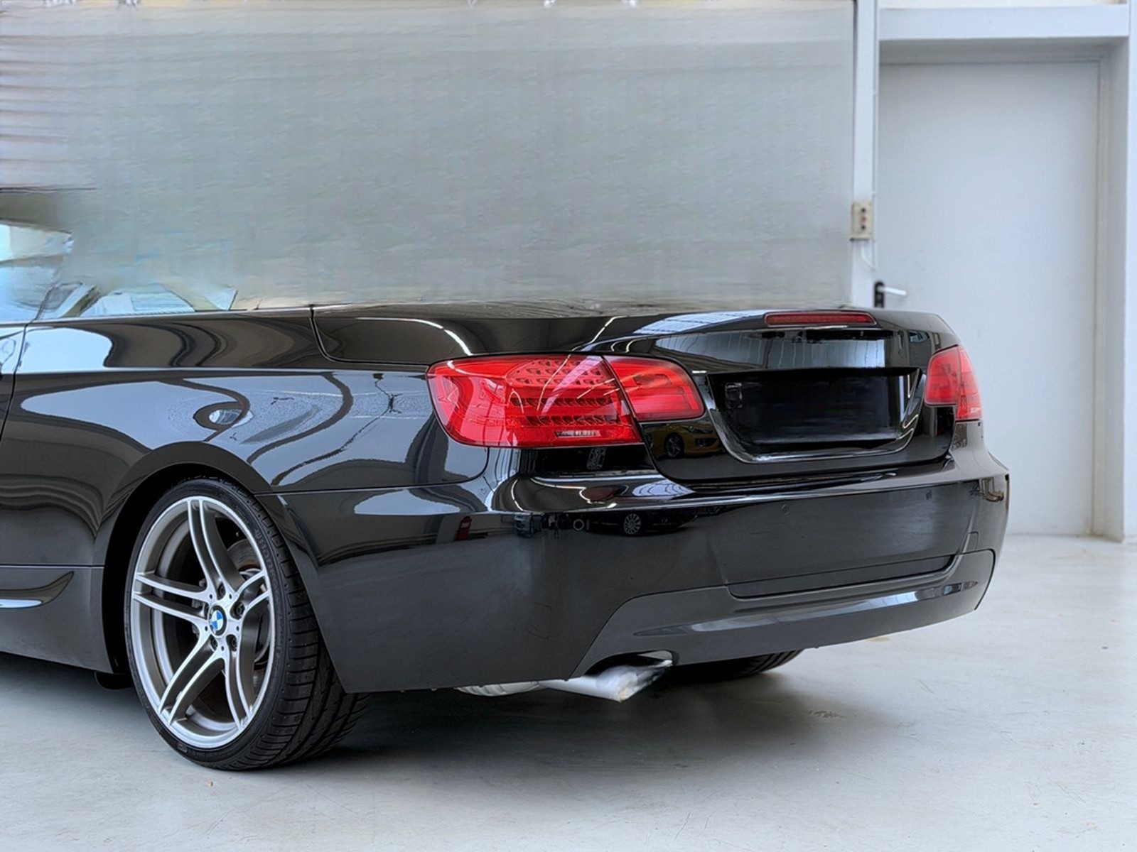BMW 330d Cabrio*M-Paket*Bi-Xenon*Navi*Har/Ka*Leder* foto 10