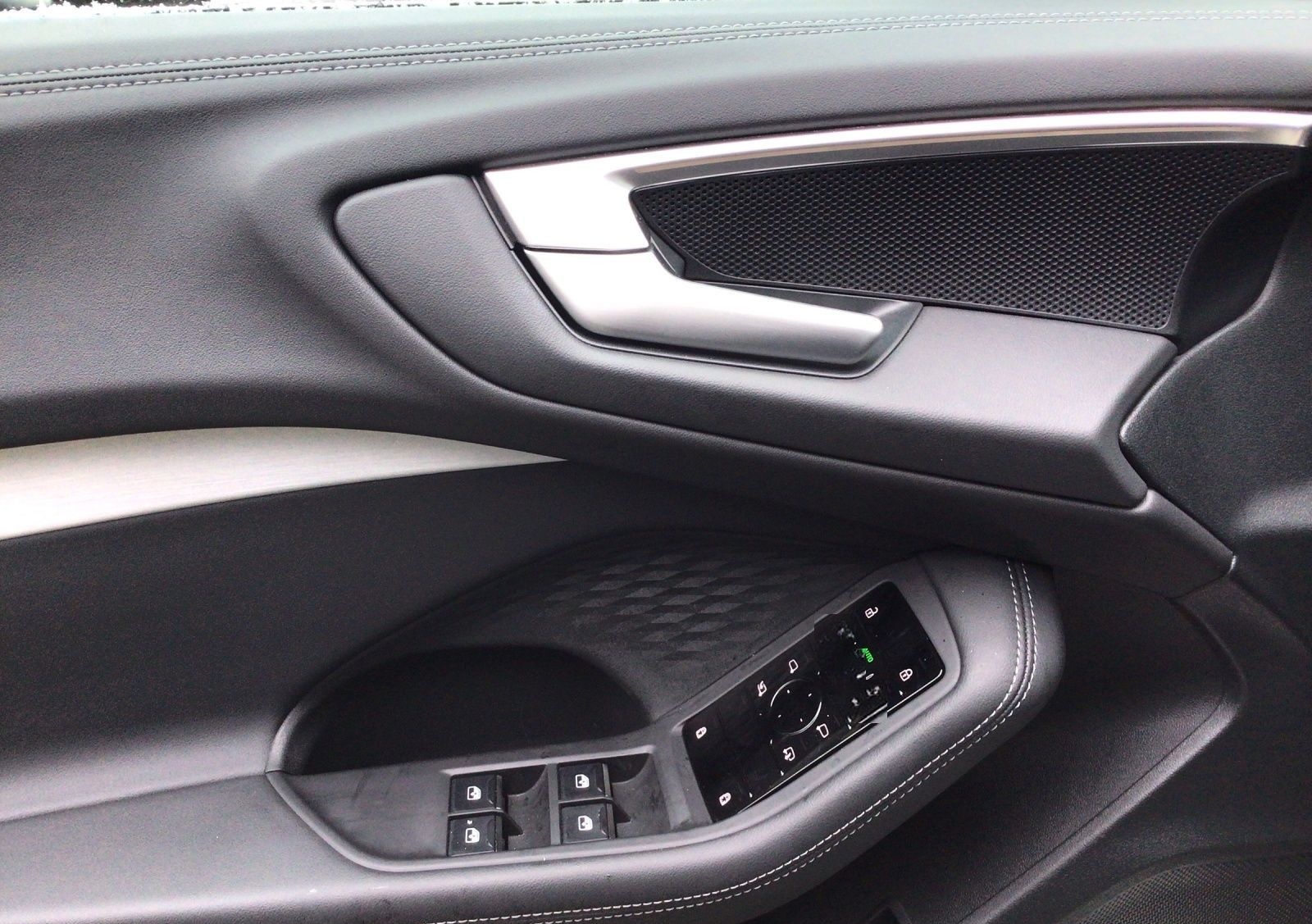Audi A5 Limousine TFSI Q LEDER LM19 ASSIST foto 8