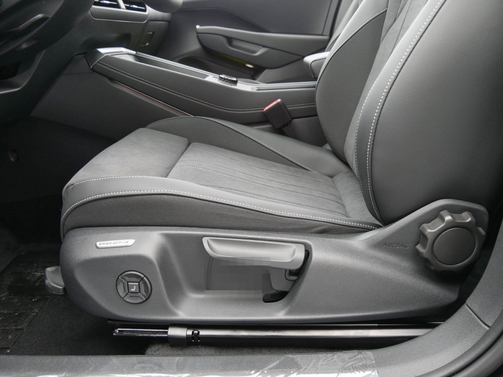 Volkswagen T-Roc Style 1.5 eTSI OPF 150 PS DSG Pano,IQ,Navi foto 12