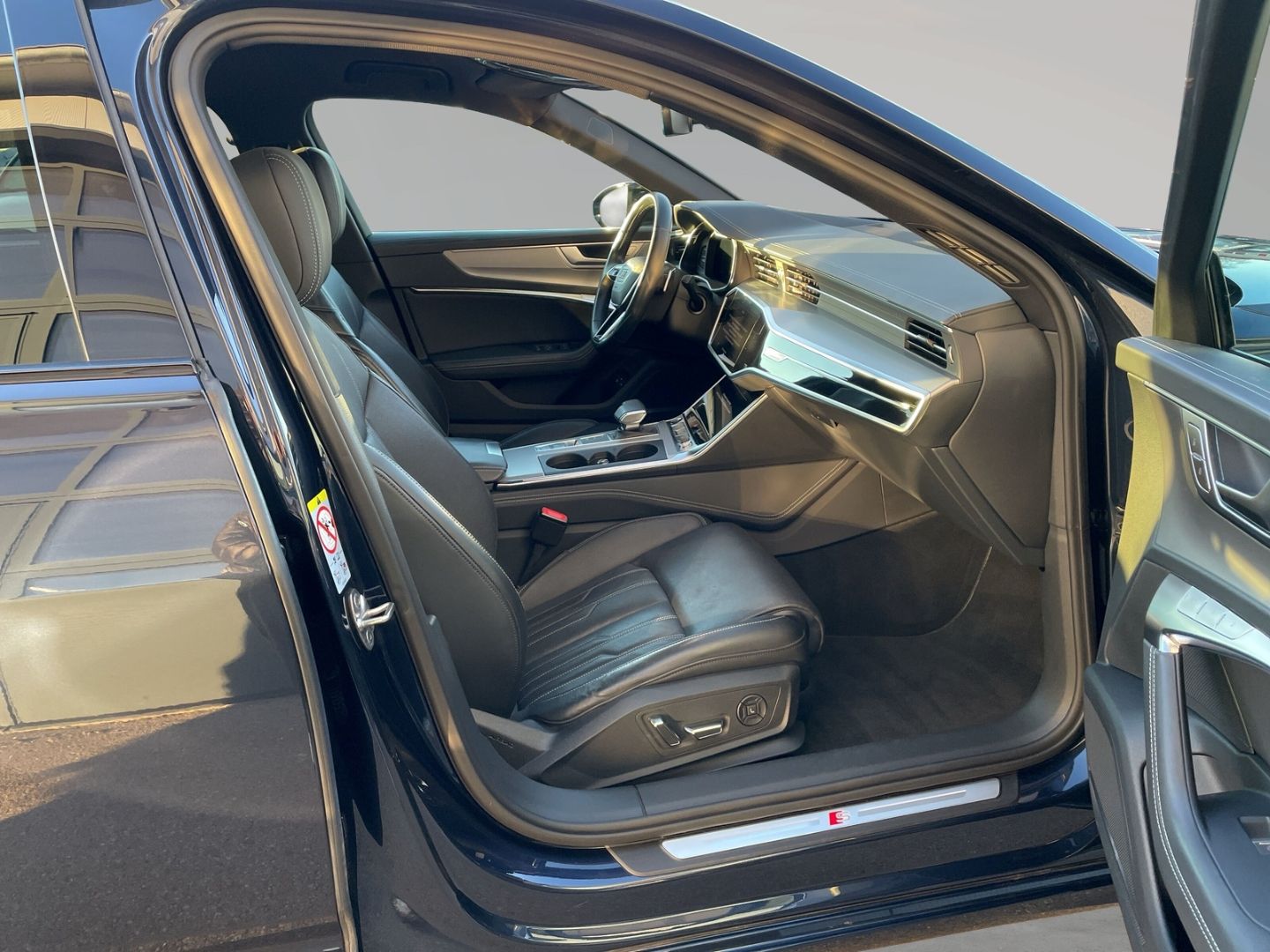 Audi A6 Avant 55 TFSI e sport qu Matrix AHK HuD B&O K foto 7