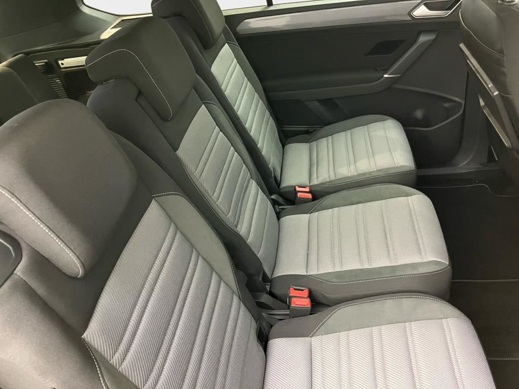 Volkswagen Touran 1.5 TSI DSG Highline R-Line 7-Sitzer+RFK foto 12