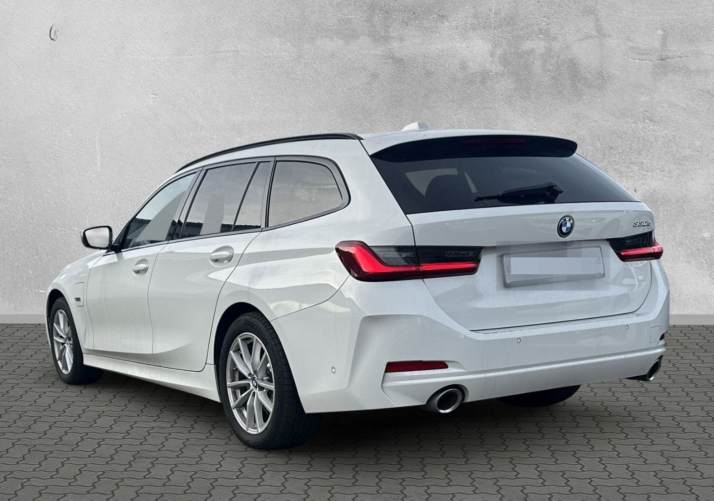 BMW 330 e Tour.CurvedDisp. LED Sportsitze Kamera 17' foto 3