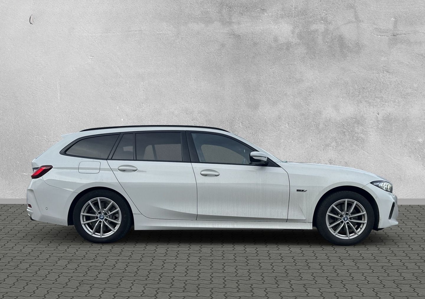 BMW 330 e Tour.CurvedDisp. LED Sportsitze Kamera 17' foto 5