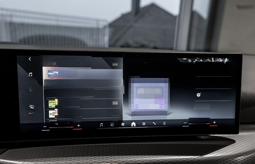 BMW 320d Touring M-Sport Pro FACEL. AHK HUD 360° LED foto 17