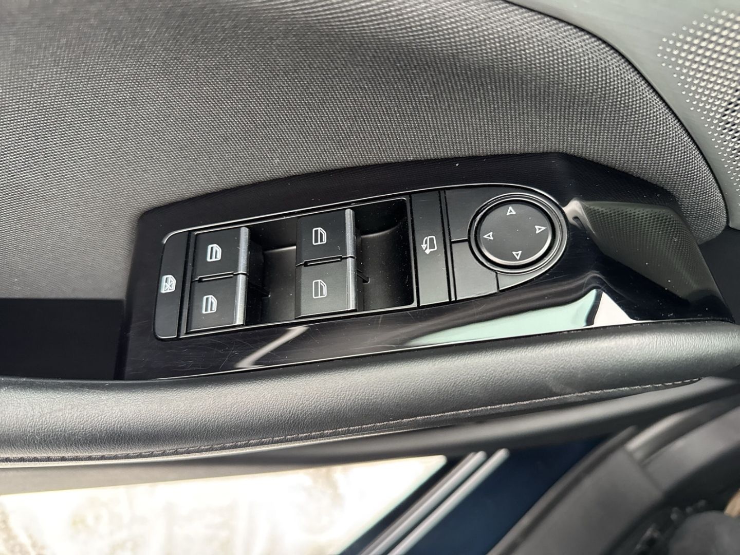 Mazda 3 Exclusive-Line HUD Navi LED ACC Apple CarPlay  foto 20