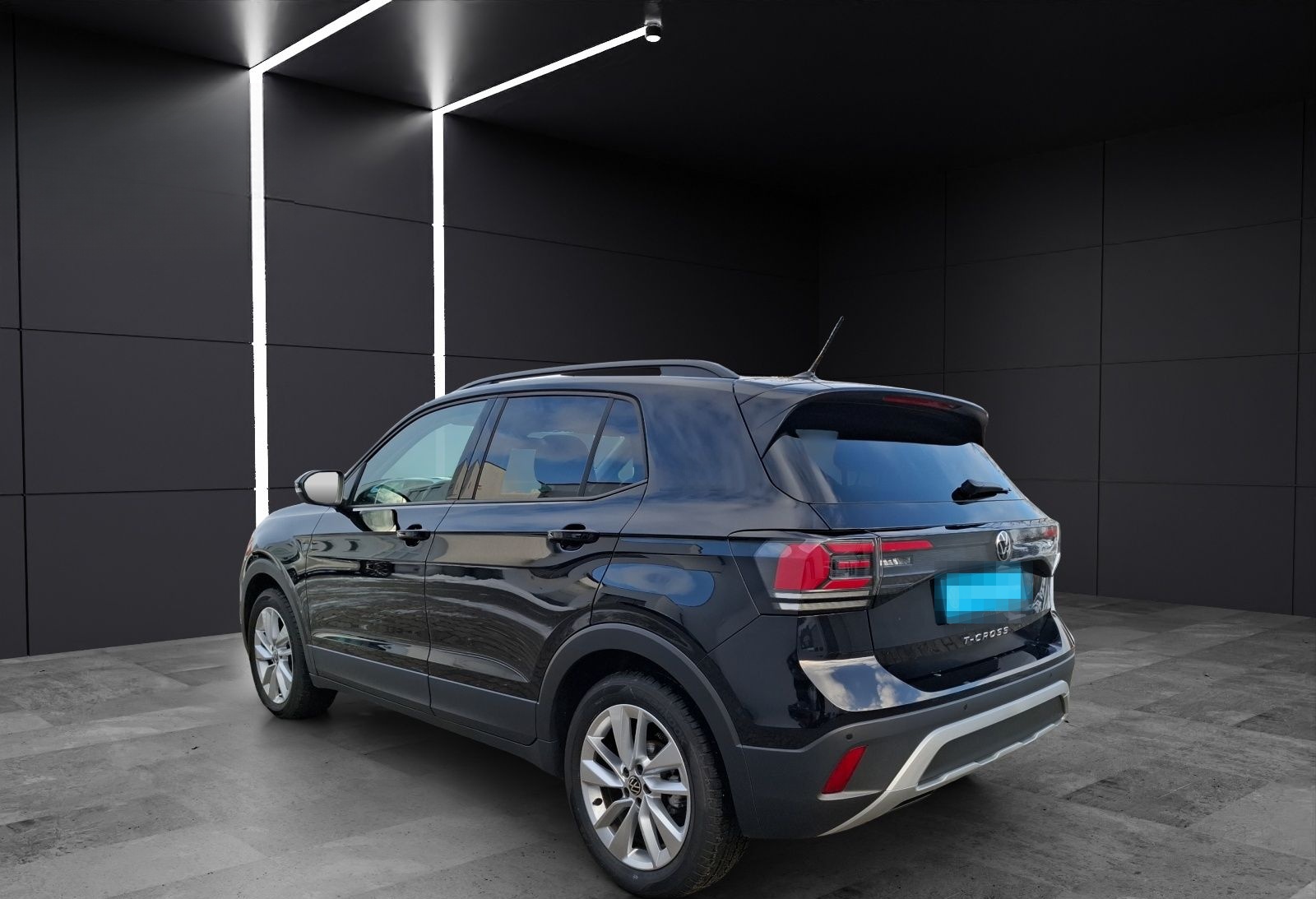 Volkswagen T-Cross TSI Goal DSG LED Navi AID ACC RFK SH foto 3