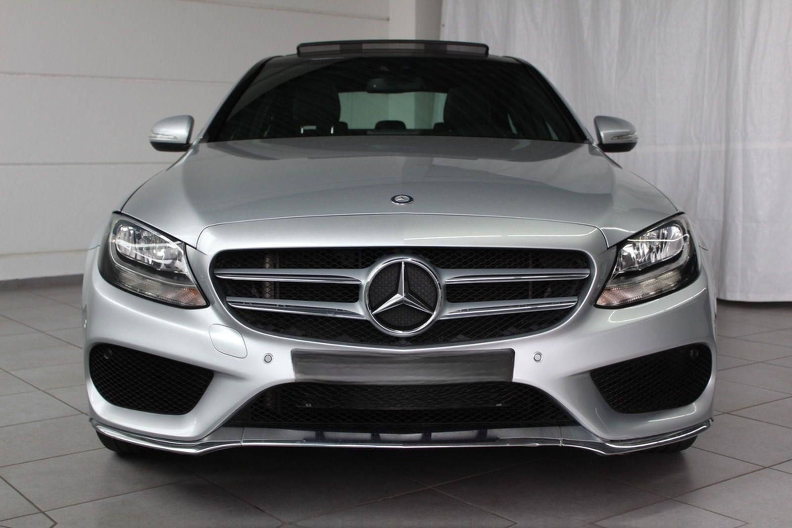 Mercedes-Benz C 180 CGI AMG Line PANO NAVI foto 2