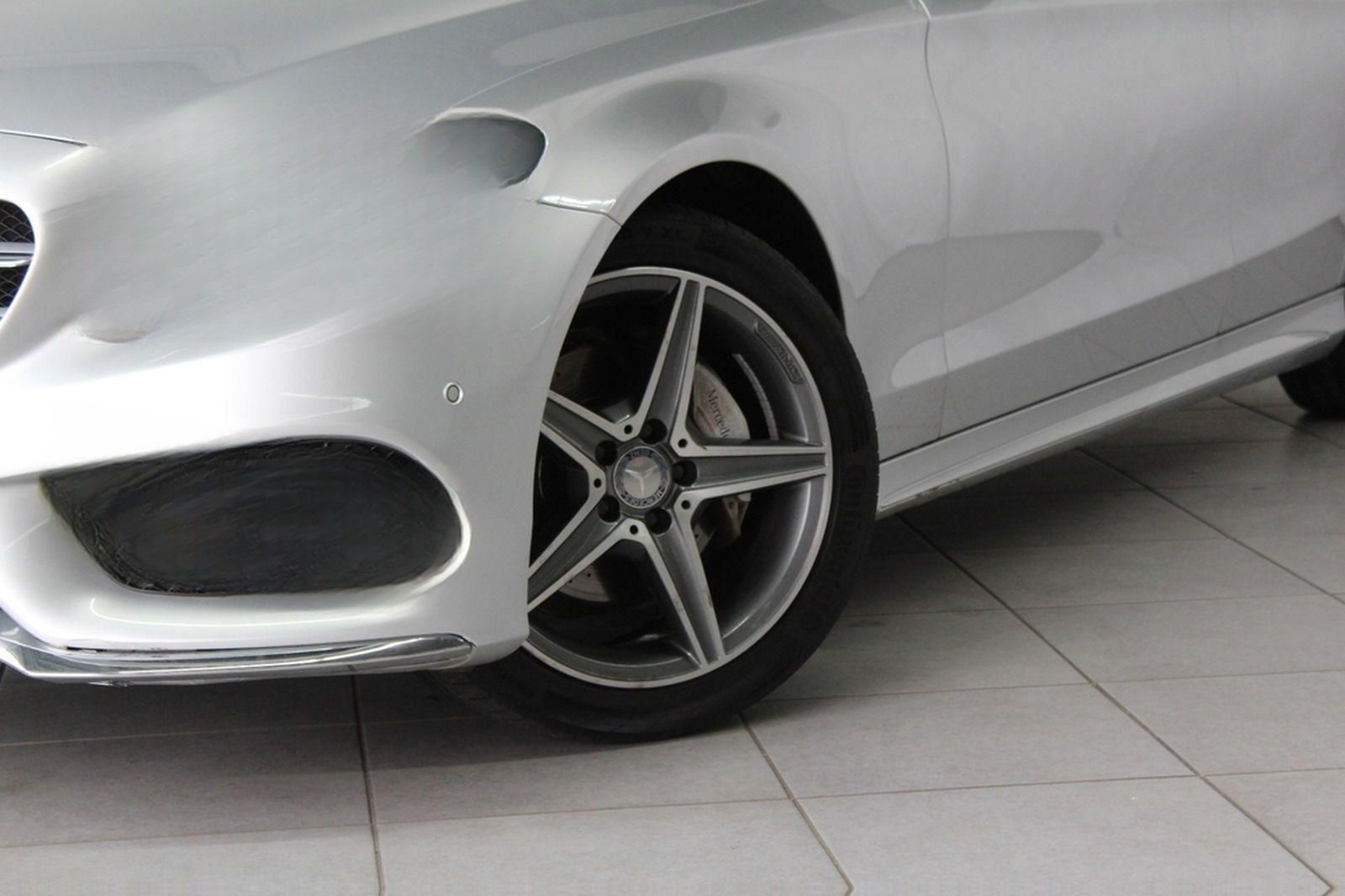 Mercedes-Benz C 180 CGI AMG Line PANO NAVI foto 3