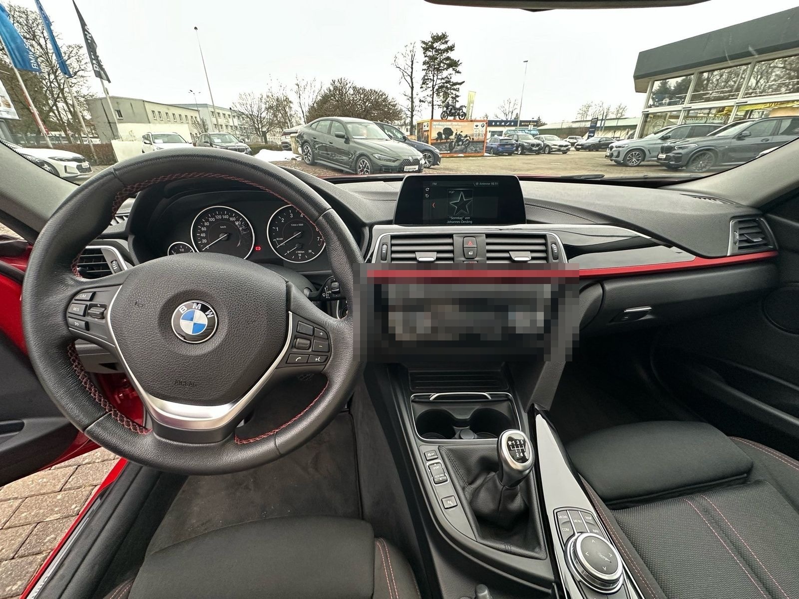 BMW 320i Touring Sport Line LED Pano.Dach Navi Bus. foto 13