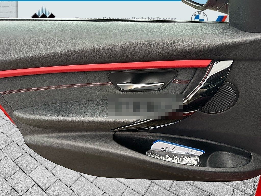 BMW 320i Touring Sport Line LED Pano.Dach Navi Bus. foto 10