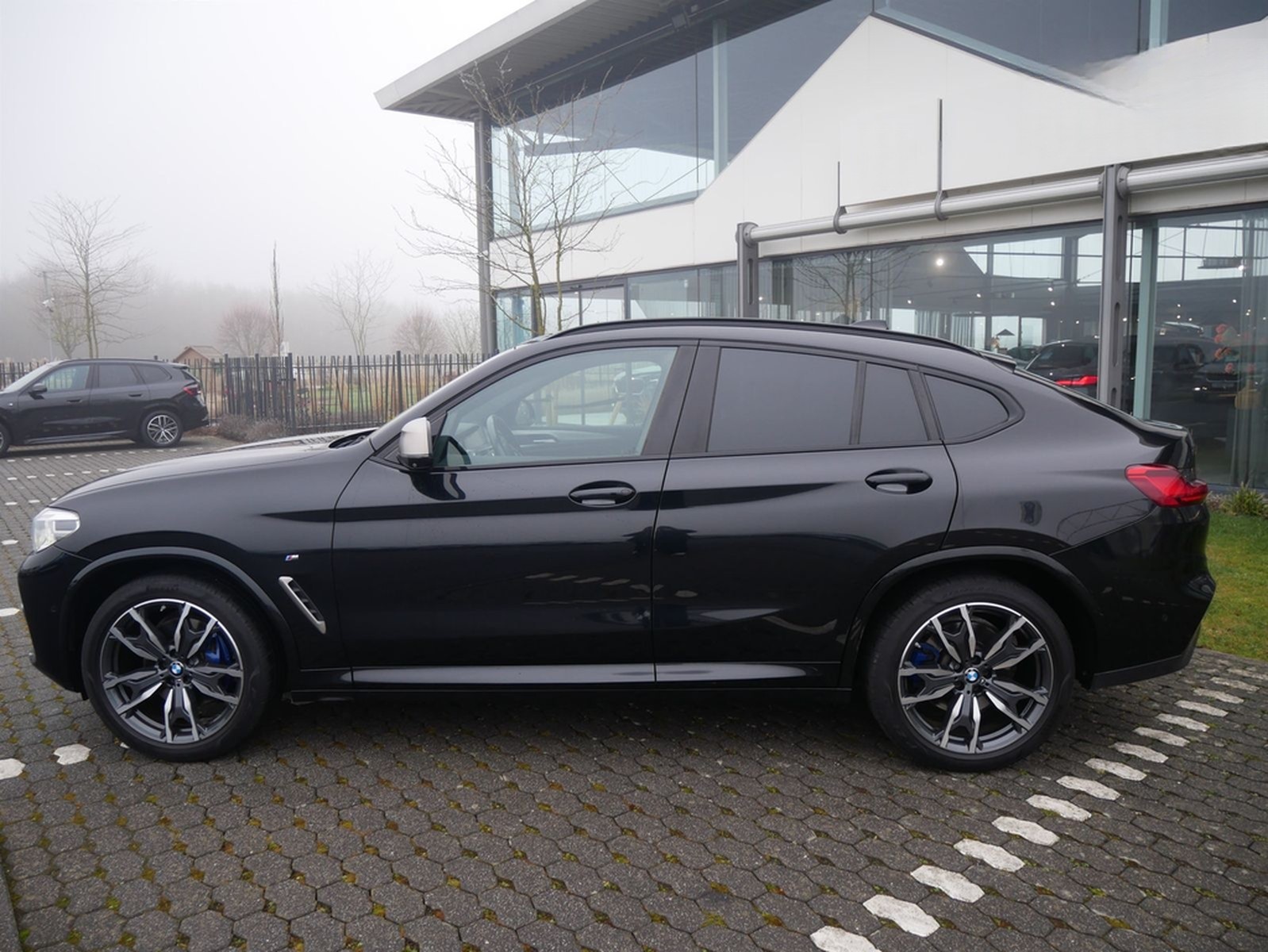 BMW X4 M40d HUD HiFi A-LED NAV Prof. DA+ PA+ foto 2