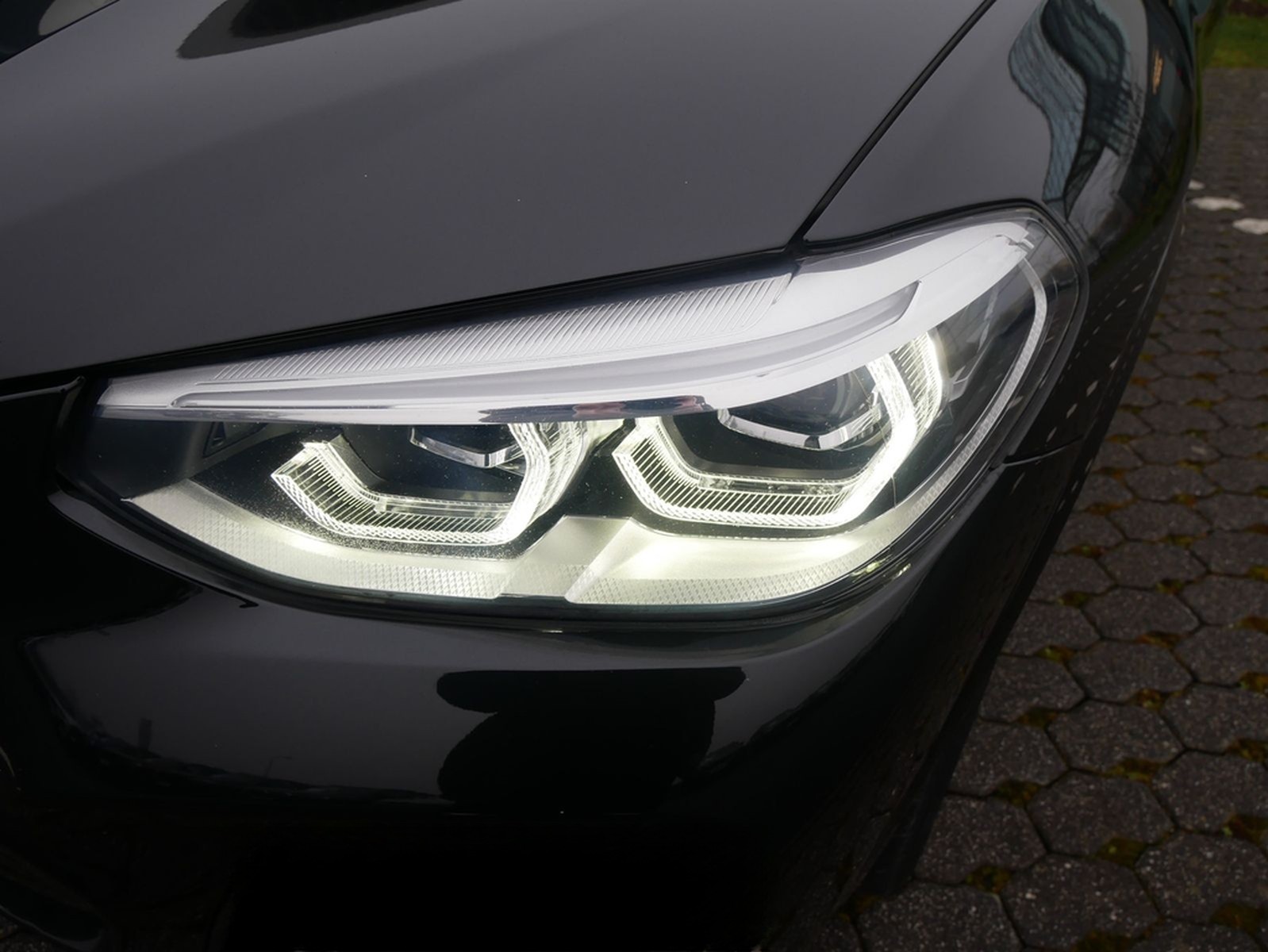 BMW X4 M40d HUD HiFi A-LED NAV Prof. DA+ PA+ foto 27
