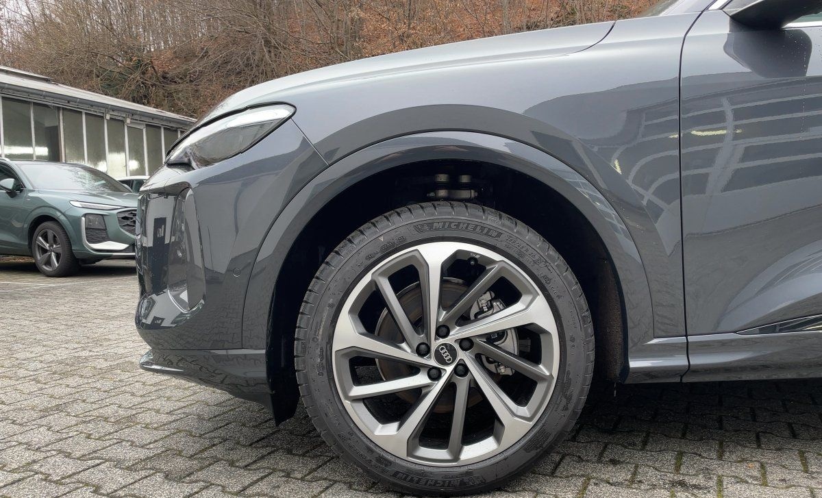 Audi Q5 S tronic MATRIX+APP+DAB+AHK+PANO+VIRT+ACC+LED foto 7