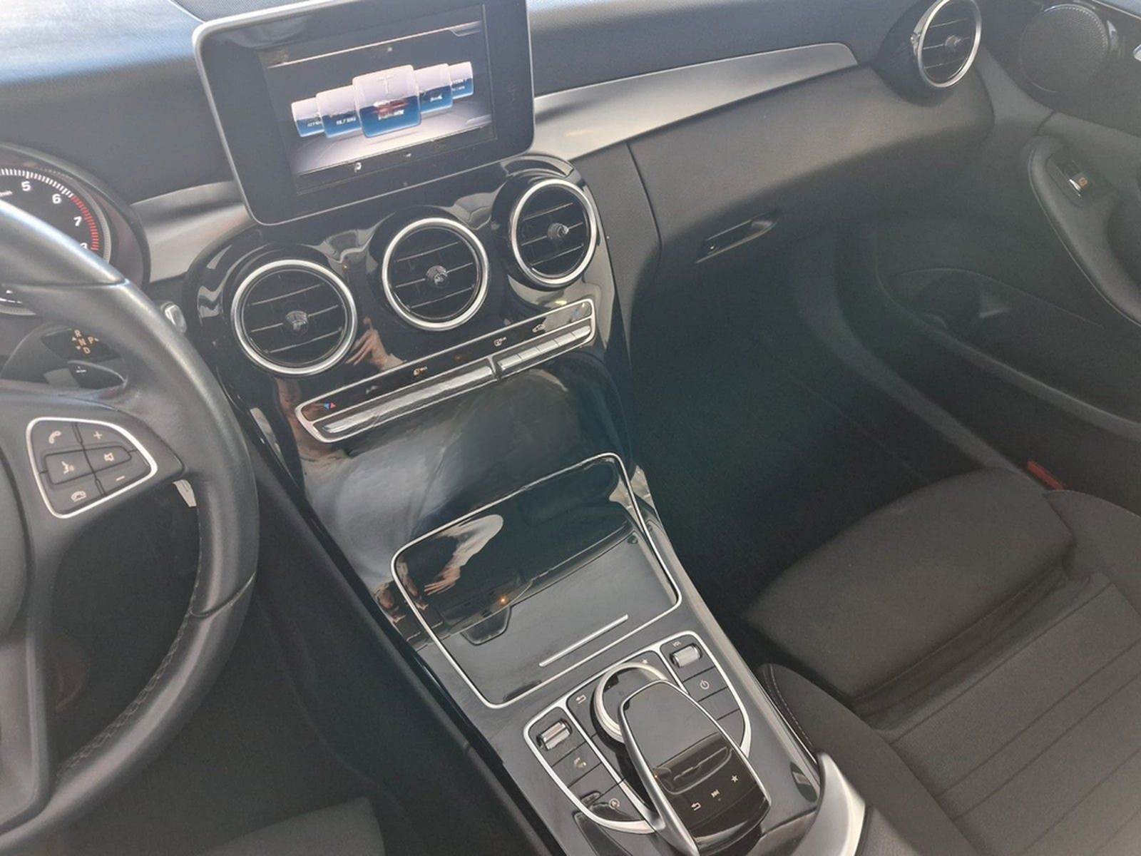 Mercedes-Benz C 300 Avantgarde*LED*SHZ*Navi*AHK* foto 13