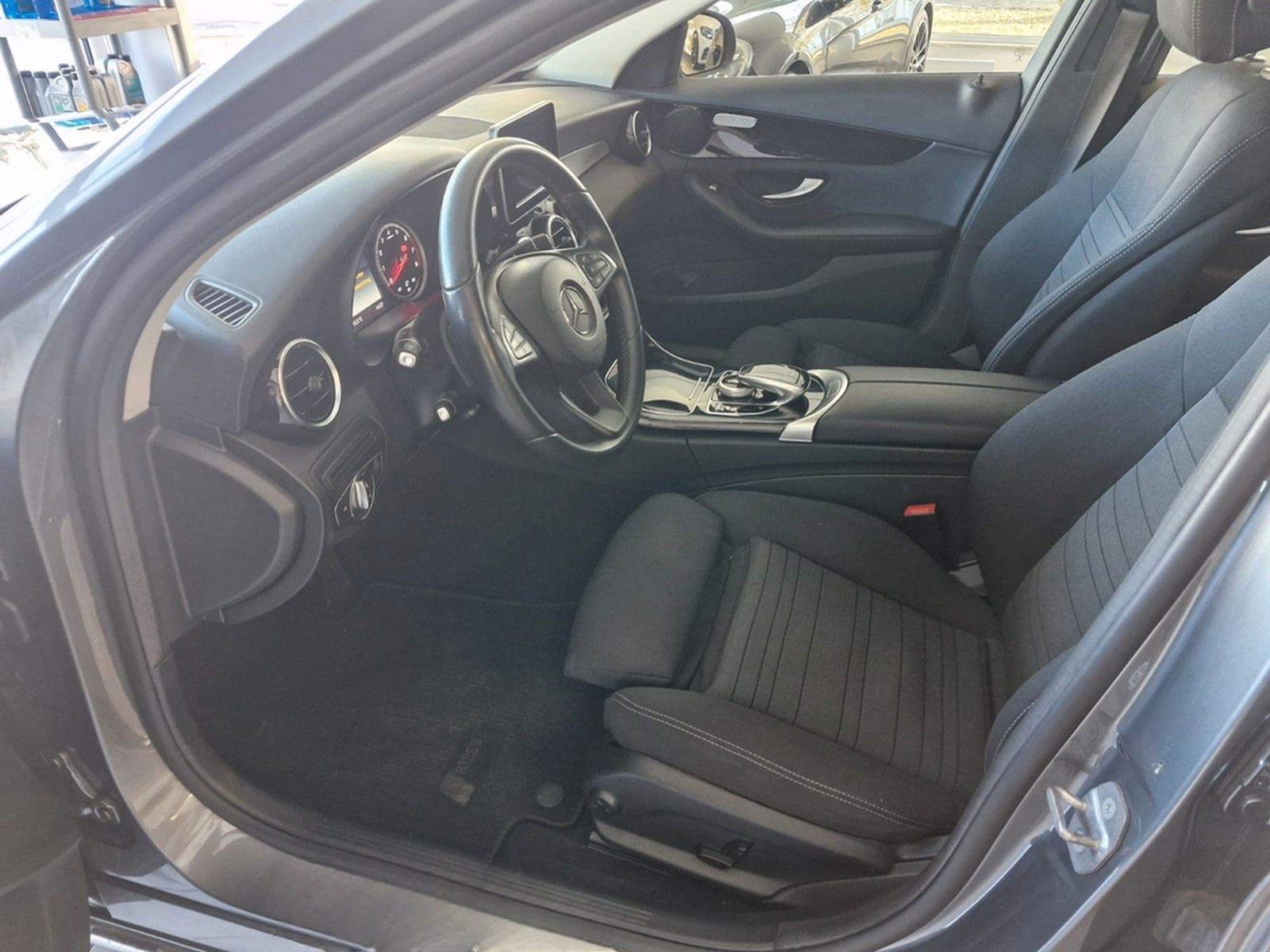 Mercedes-Benz C 300 Avantgarde*LED*SHZ*Navi*AHK* foto 14