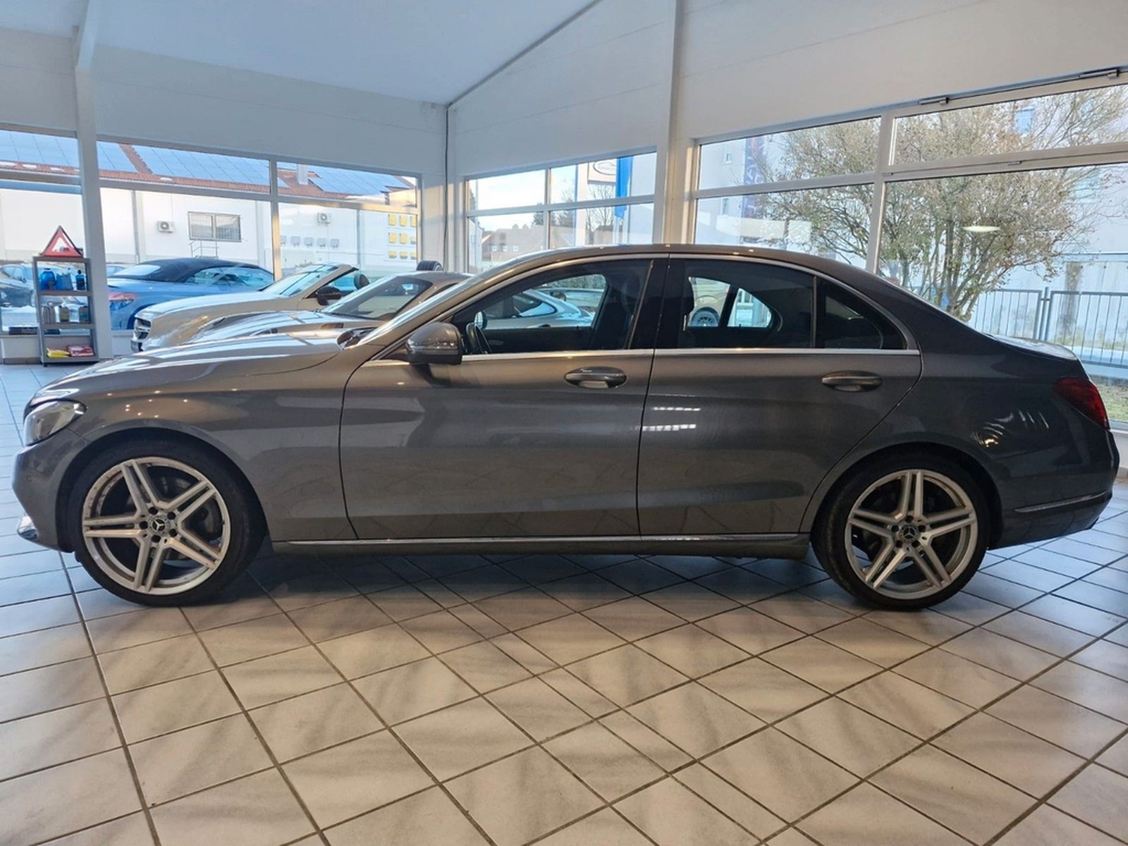 Mercedes-Benz C 300 Avantgarde*LED*SHZ*Navi*AHK* foto 8