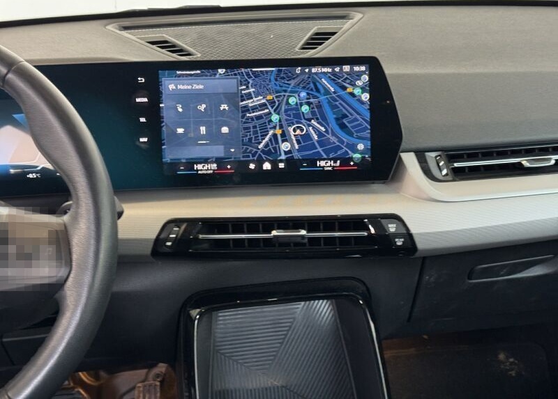 BMW iX1 xDrive30 Navi.LED.RüKam.Sitz+LR-Heizung.DAB foto 7