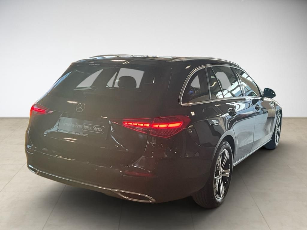 Mercedes-Benz C 200 T Avantgarde AUT Kam. KeyLess KlimaA LED foto 6