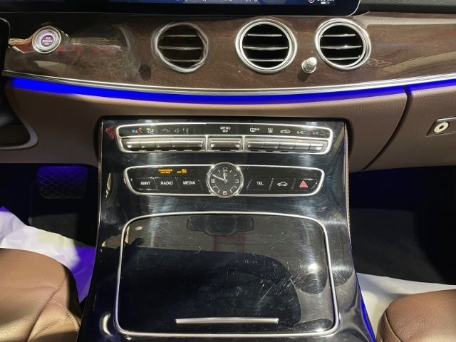 Mercedes-Benz E 400 Td 4M AMG-Line EU6d Leder Navi LED ACC Sta foto 13