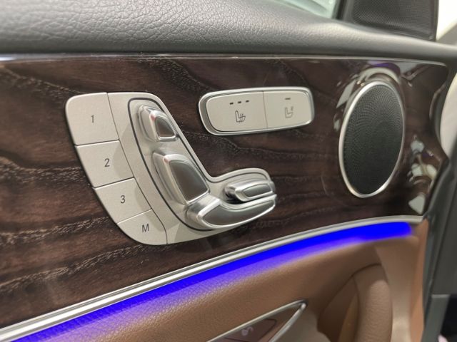 Mercedes-Benz E 400 Td 4M AMG-Line EU6d Leder Navi LED ACC Sta foto 18