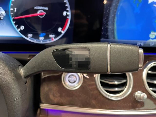 Mercedes-Benz E 400 Td 4M AMG-Line EU6d Leder Navi LED ACC Sta foto 24