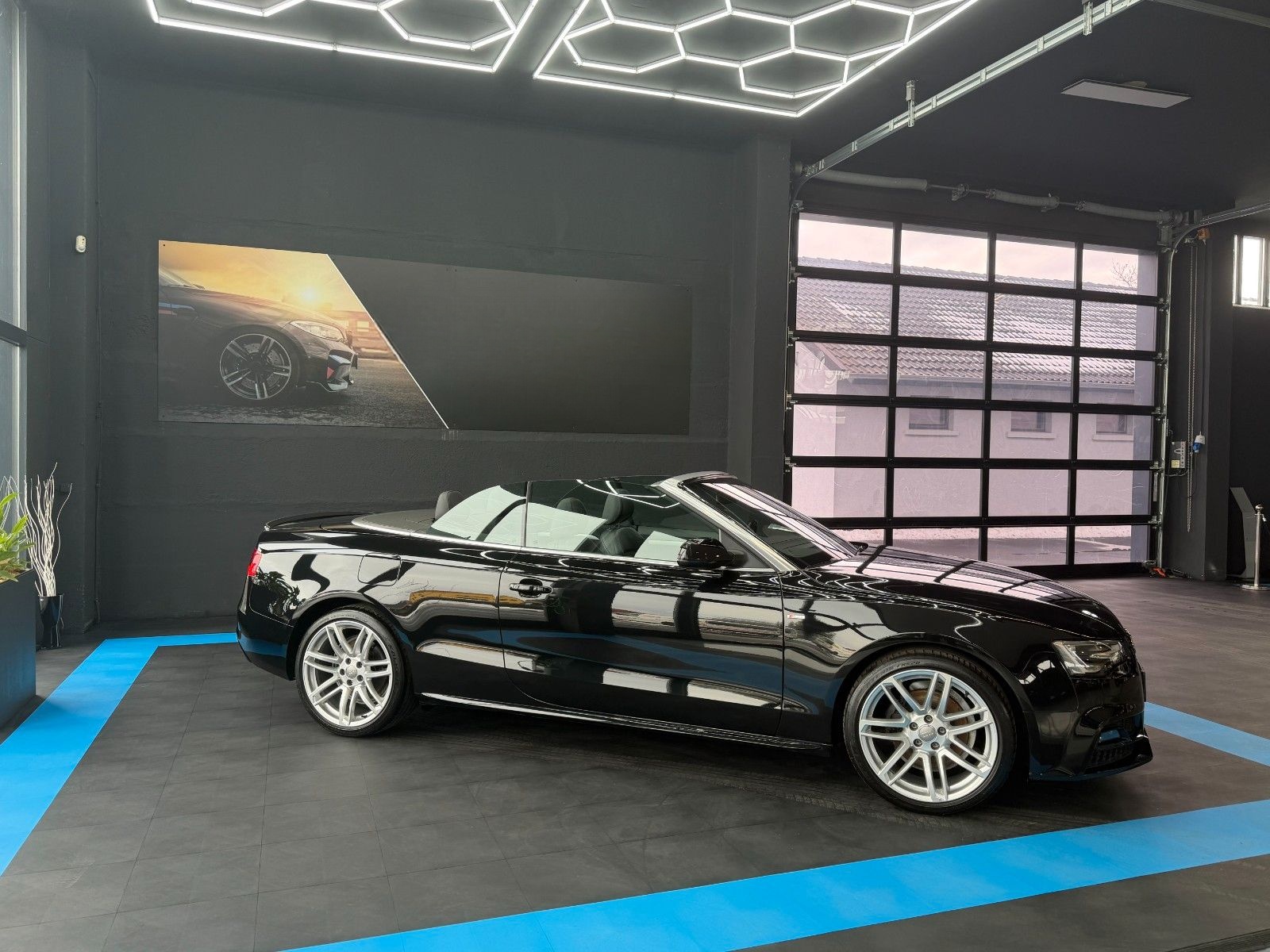 Audi A5 Cabrio 2.0 TDI Quattro NAVI,XENON+SOUND+Sline foto 2